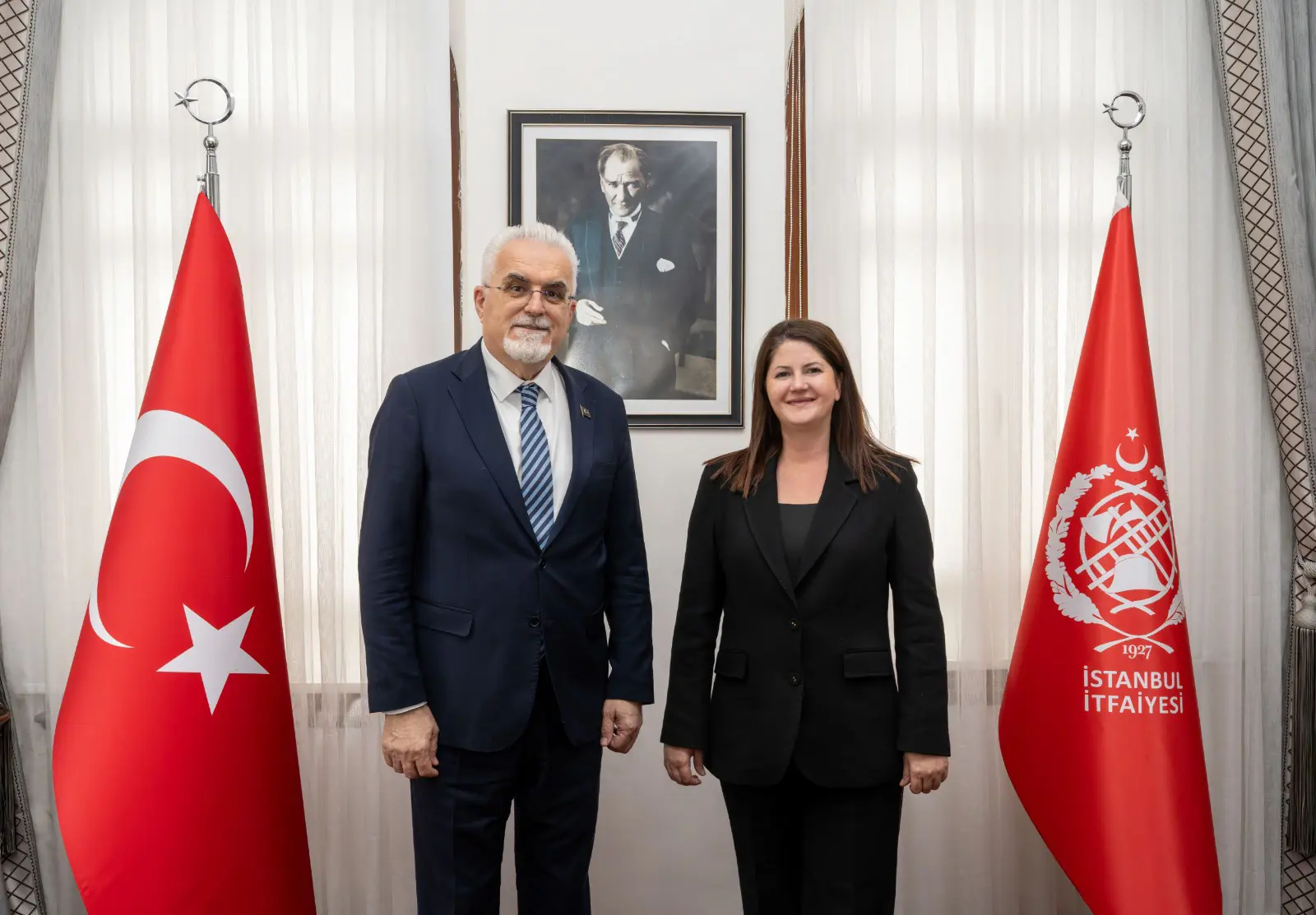 BAŞKAN GENCAN’DAN İSTANBUL’DA ALTYAPI VE İTFAİYE TEMASLARI galeri görseli